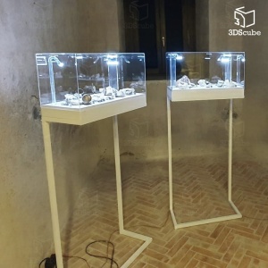 découpe pour communication visuelle, usinage des plastiques, bois et aluminium.