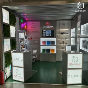 découpe fraiseuse CNC pour communication visuelle, PLV, Stand
