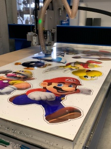 Découpe de planche de stickers